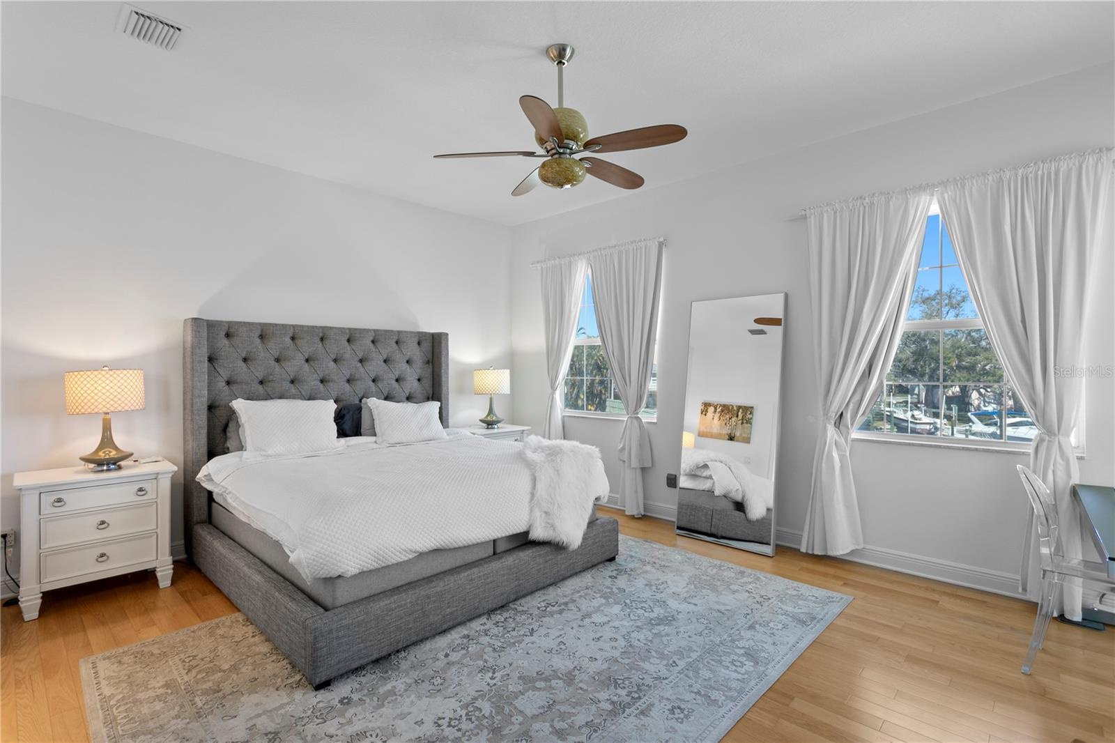 1867 BAYOU GRANDE BLVD NE, ST PETERSBURG, FL, 33703