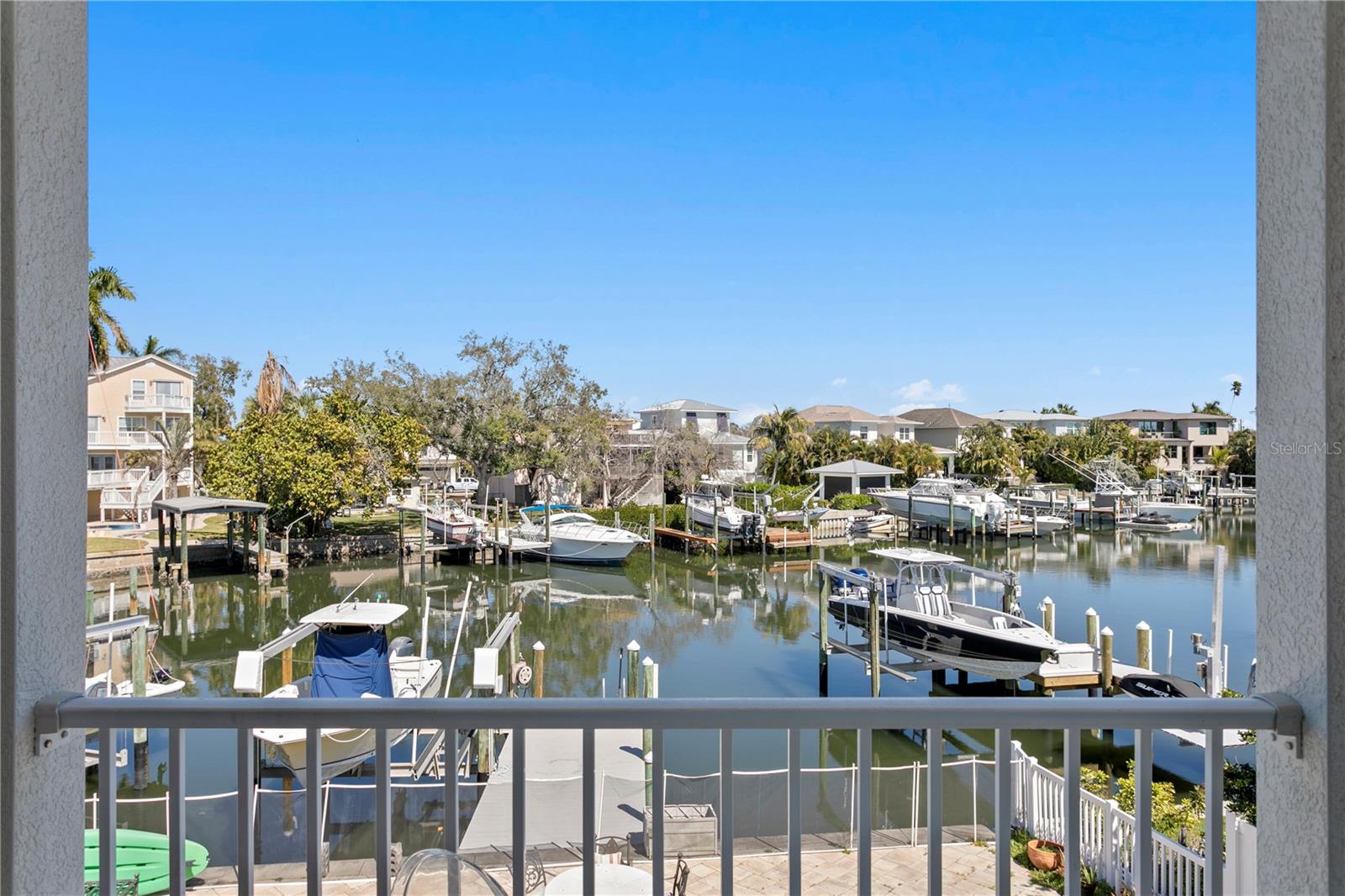 1867 BAYOU GRANDE BLVD NE, ST PETERSBURG, FL, 33703