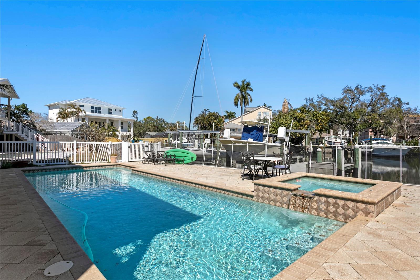 1867 BAYOU GRANDE BLVD NE, ST PETERSBURG, FL, 33703