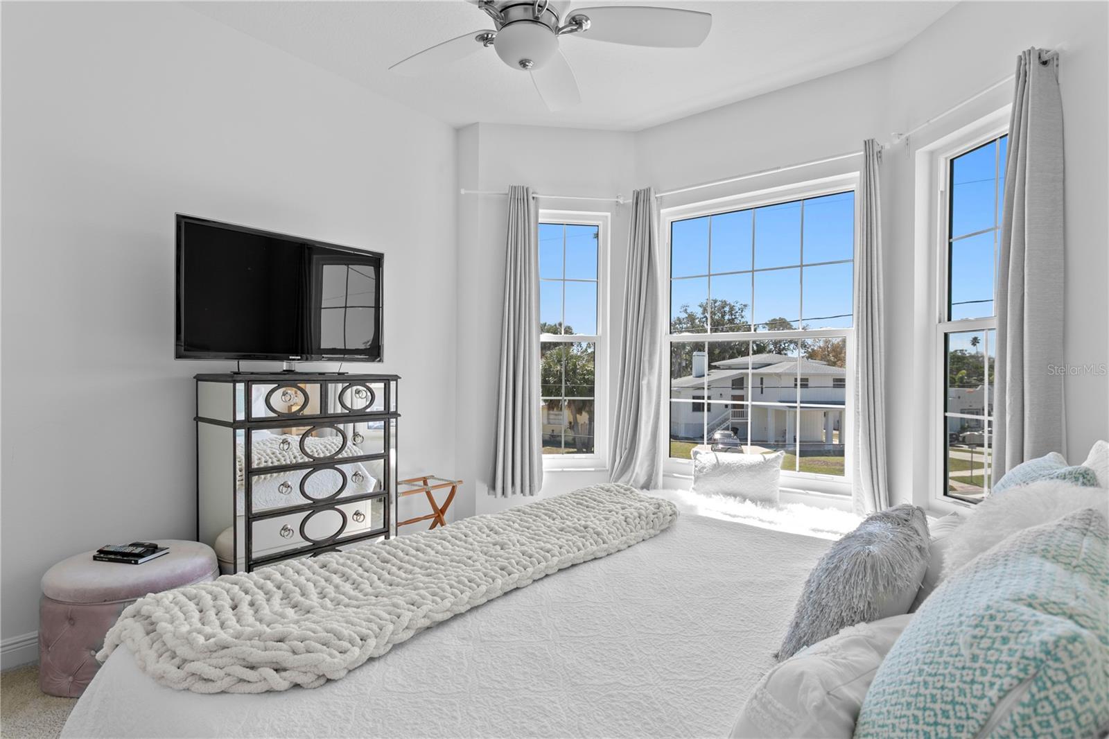 1867 BAYOU GRANDE BLVD NE, ST PETERSBURG, FL, 33703