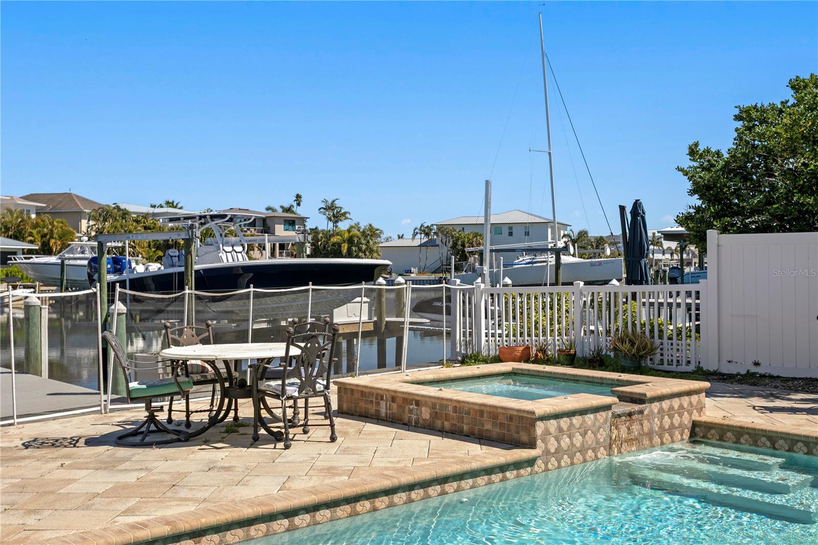 1867 BAYOU GRANDE BLVD NE, ST PETERSBURG, FL, 33703