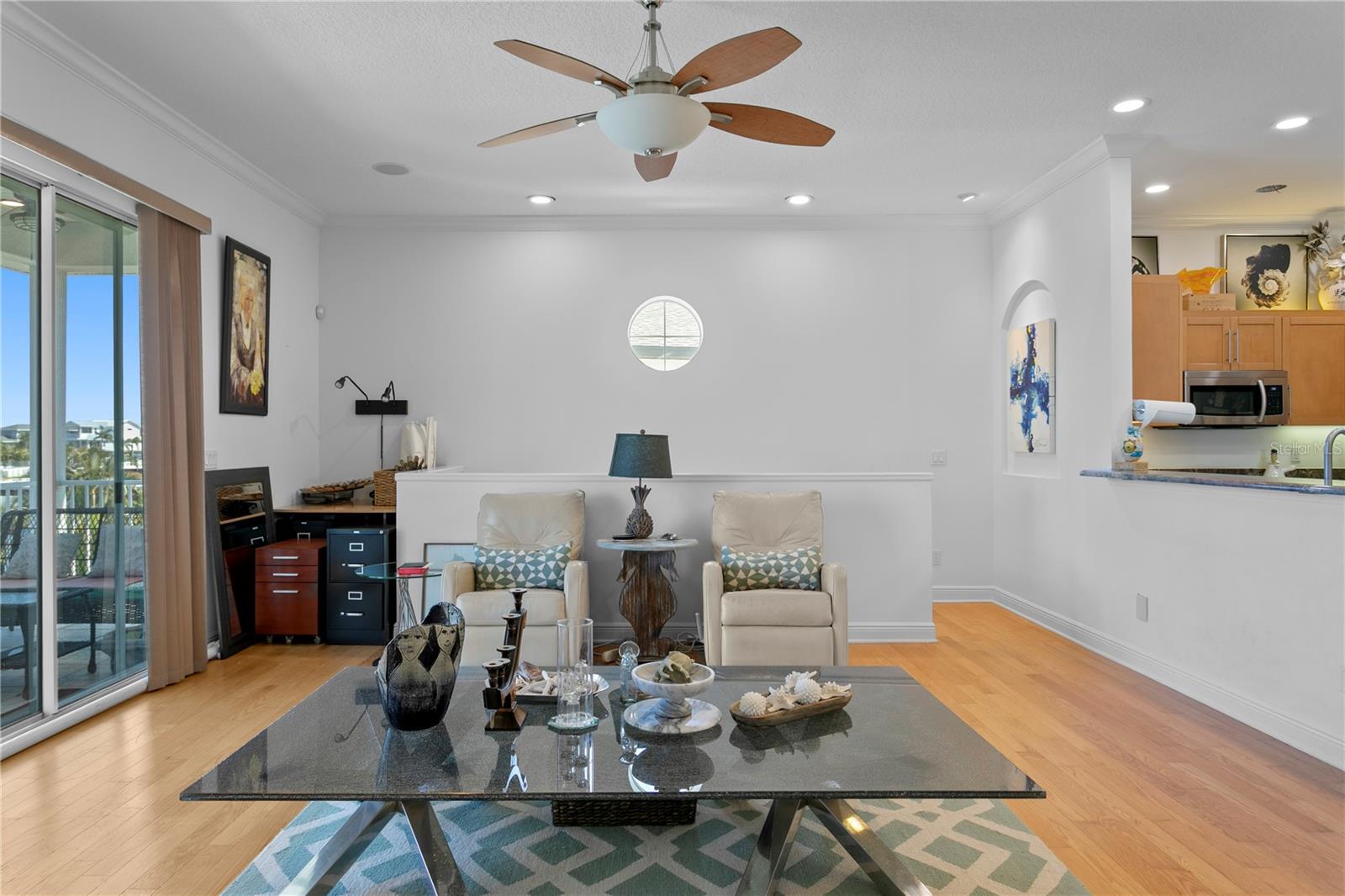1867 BAYOU GRANDE BLVD NE, ST PETERSBURG, FL, 33703