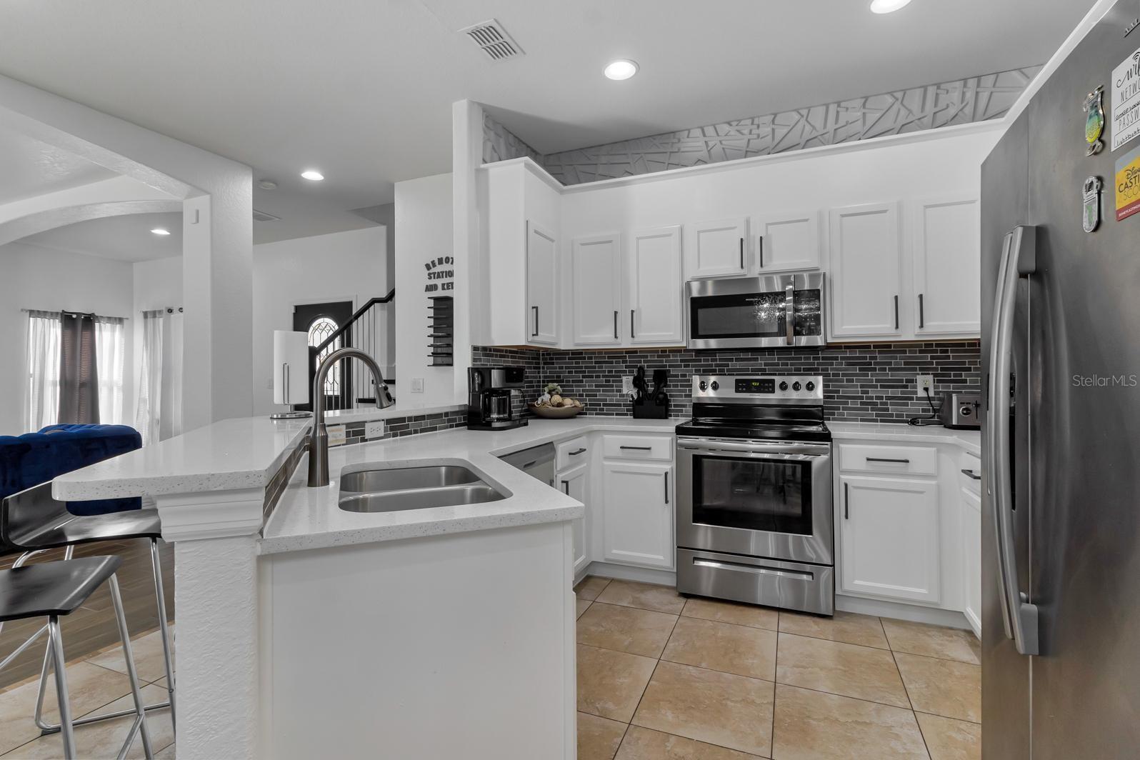 16748 LAZY BREEZE LOOP, CLERMONT, FL, 34714
