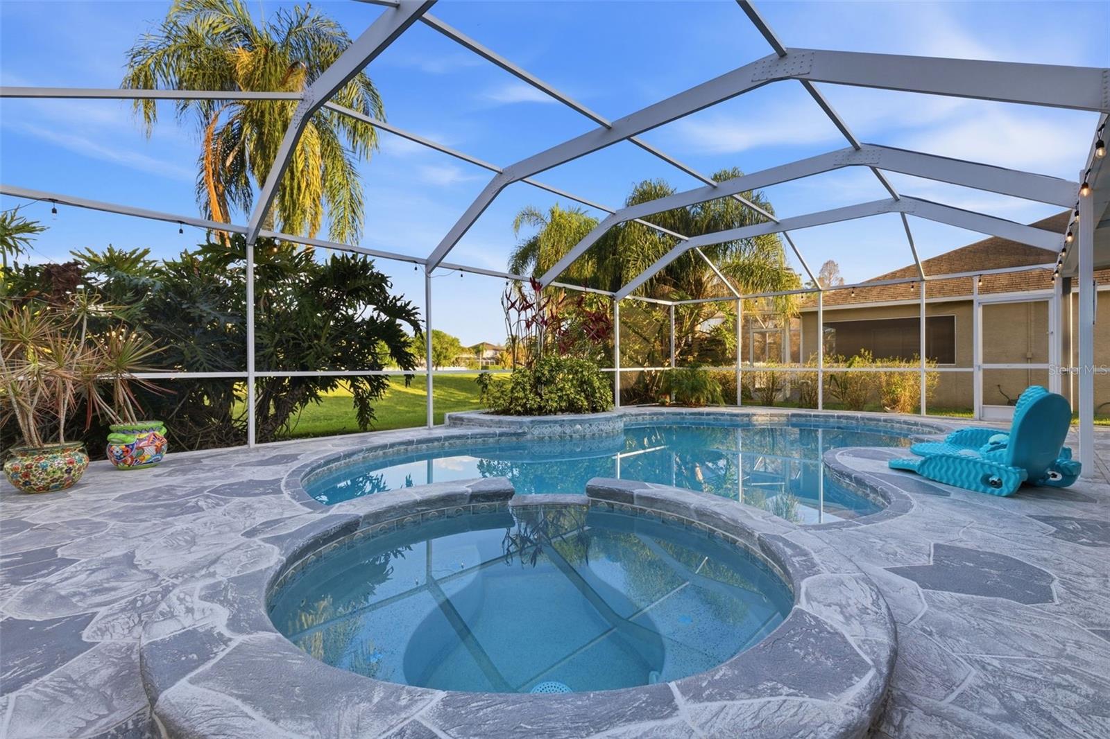 19408 SANDY SPRINGS CIR, LUTZ, FL, 33558