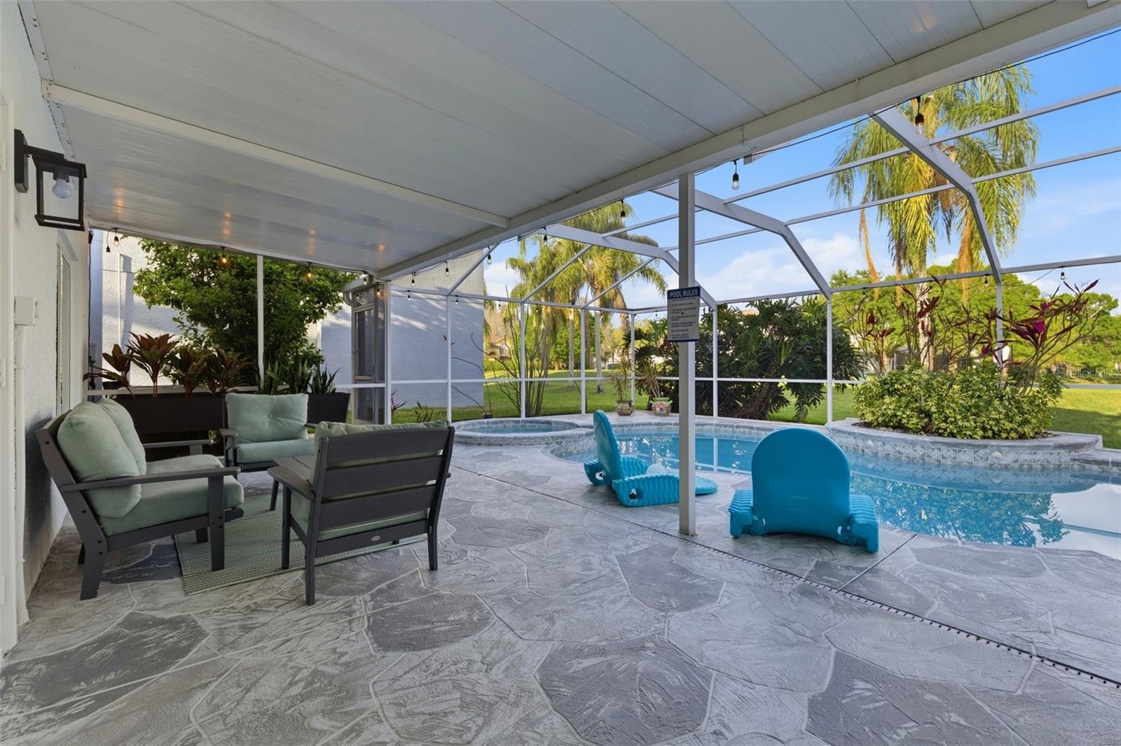 19408 SANDY SPRINGS CIR, LUTZ, FL, 33558