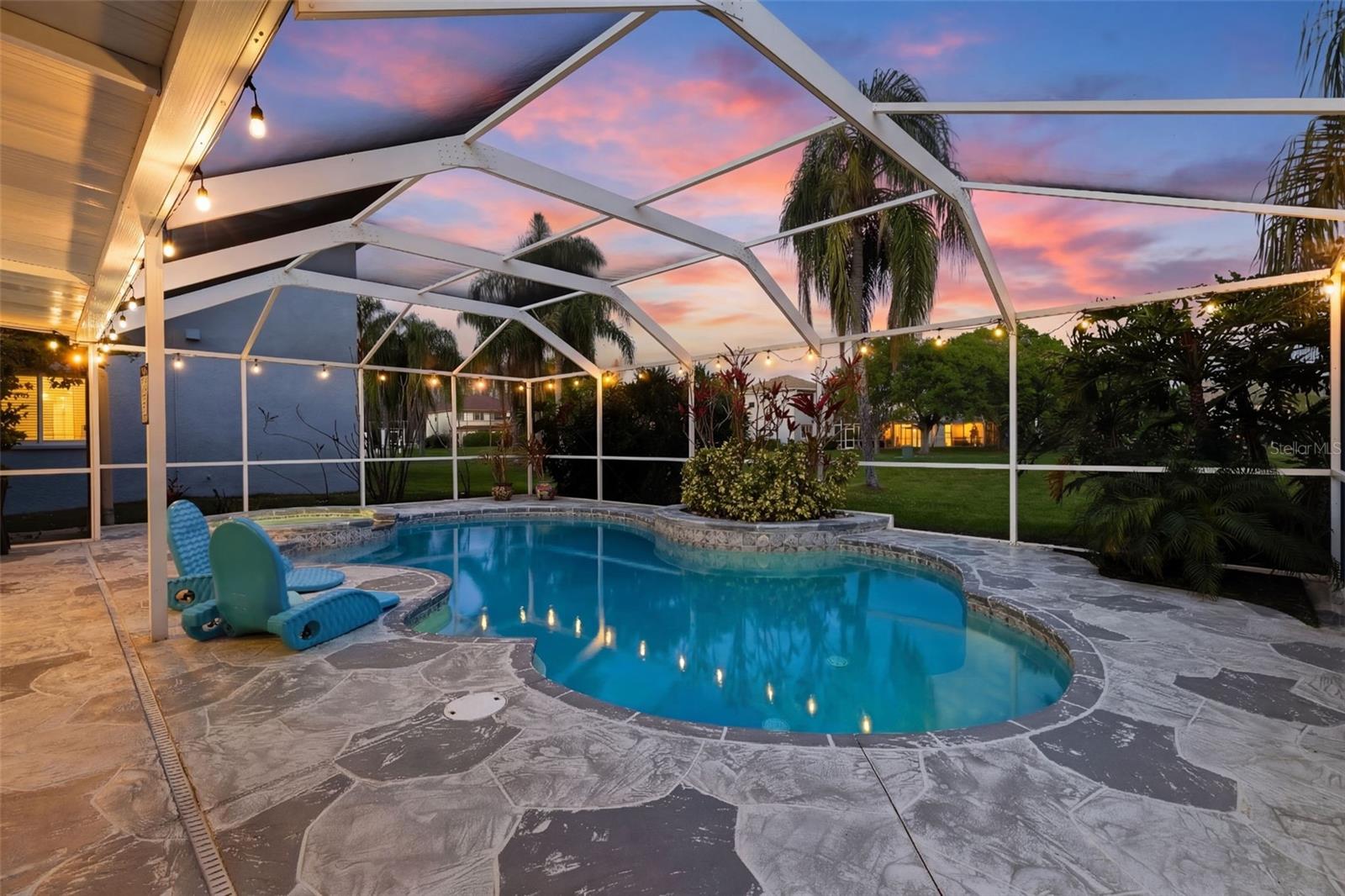 19408 SANDY SPRINGS CIR, LUTZ, FL, 33558