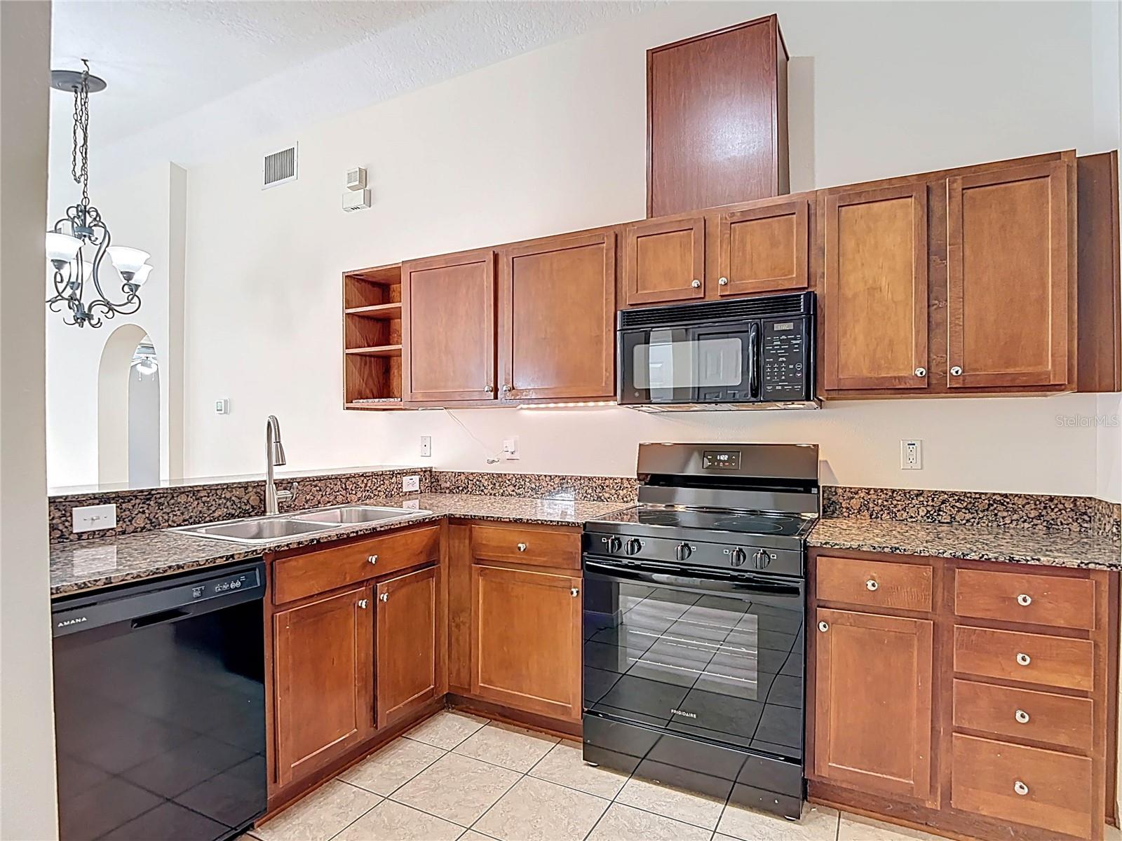 18129 PORTSIDE ST, TAMPA, FL, 33647