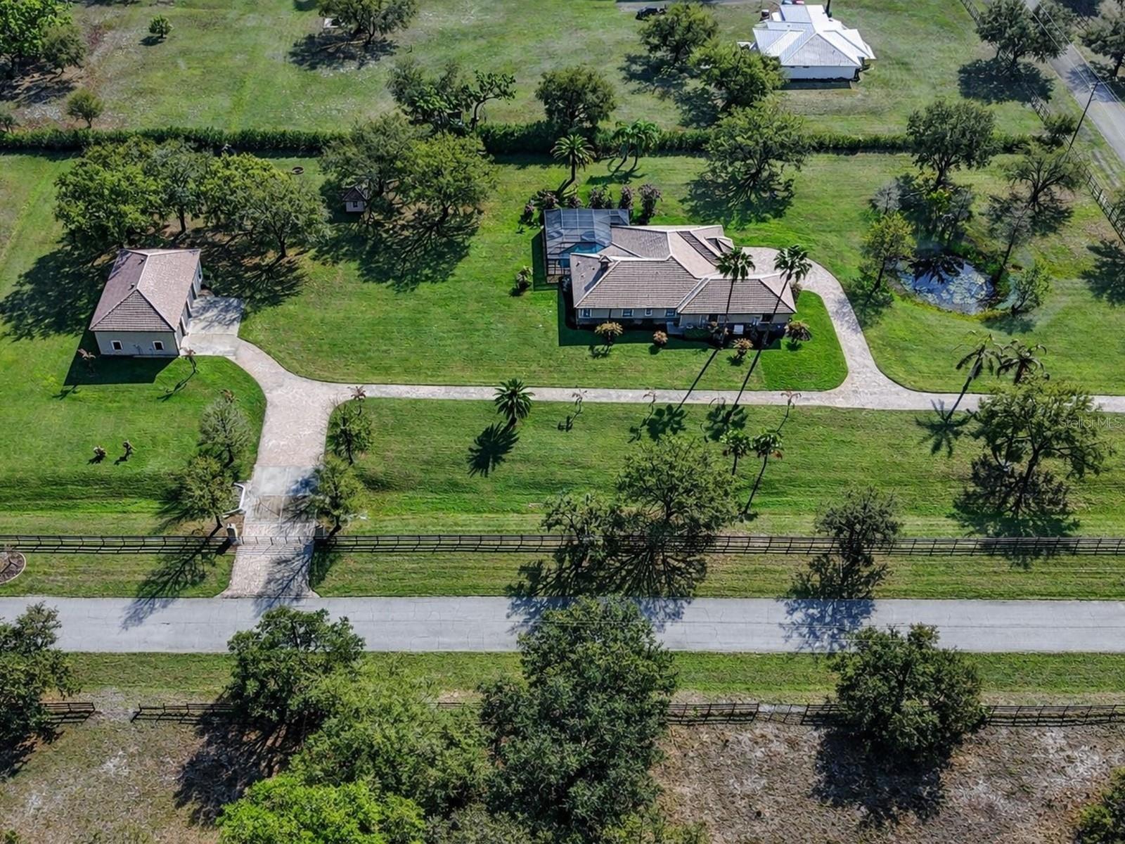 17001 DEER PRAIRIE DR, SARASOTA, FL, 34240