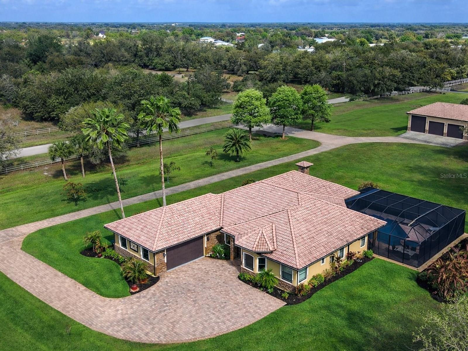 17001 DEER PRAIRIE DR, SARASOTA, FL, 34240