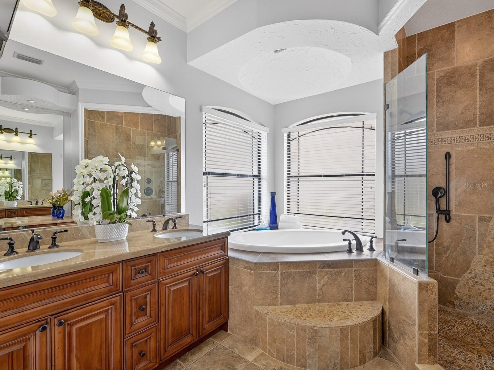 17001 DEER PRAIRIE DR, SARASOTA, FL, 34240