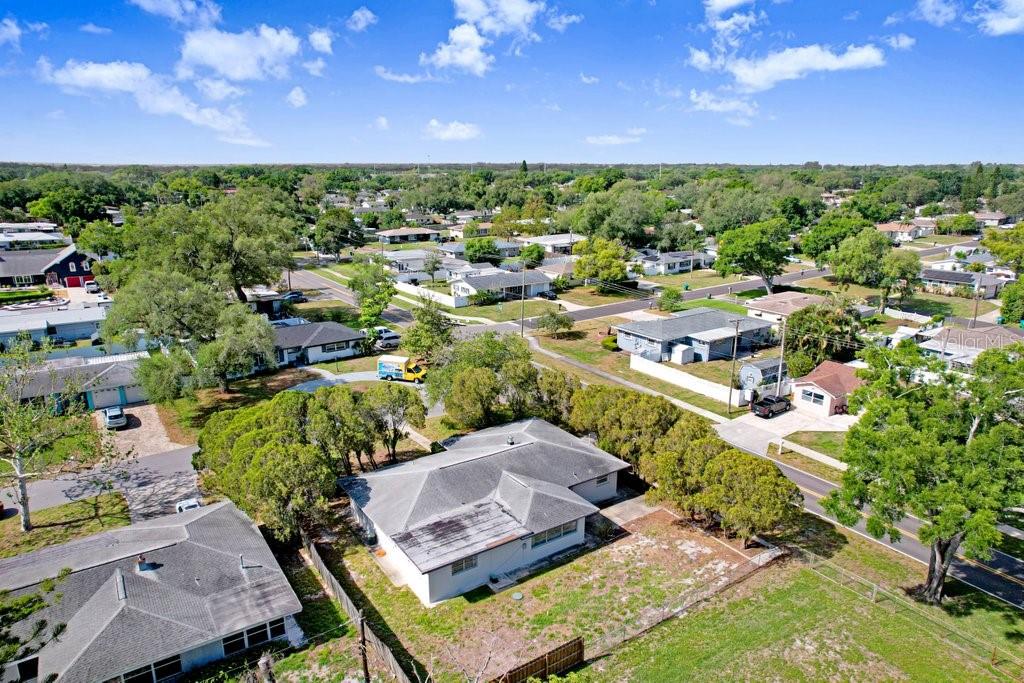 1600 PINEWOOD DR, CLEARWATER, FL, 33756