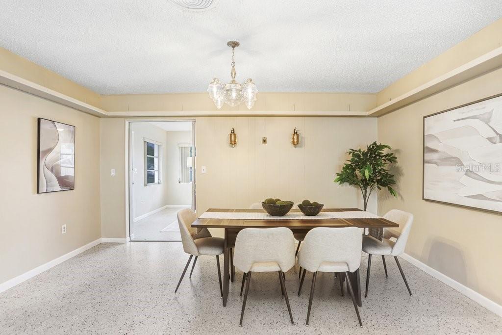 1600 PINEWOOD DR, CLEARWATER, FL, 33756