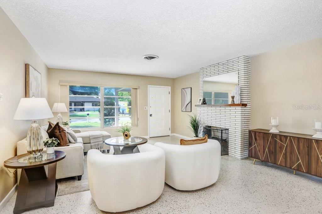 1600 PINEWOOD DR, CLEARWATER, FL, 33756