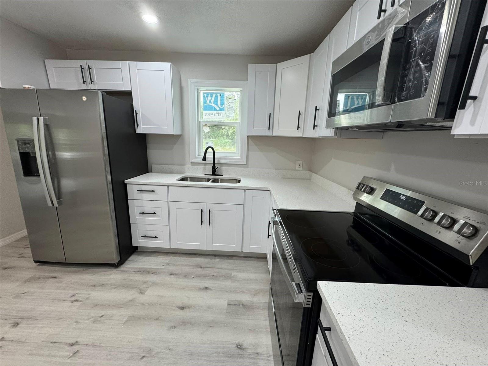 2549 OLIVE AVE, LAKE WALES, FL, 33898