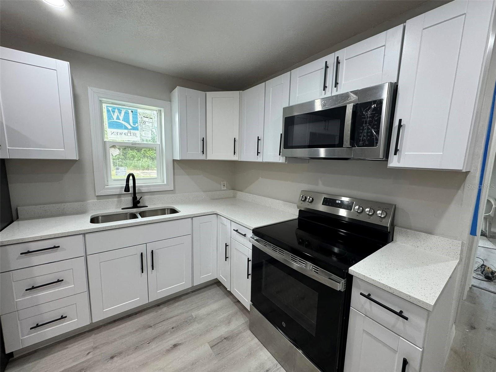 2549 OLIVE AVE, LAKE WALES, FL, 33898