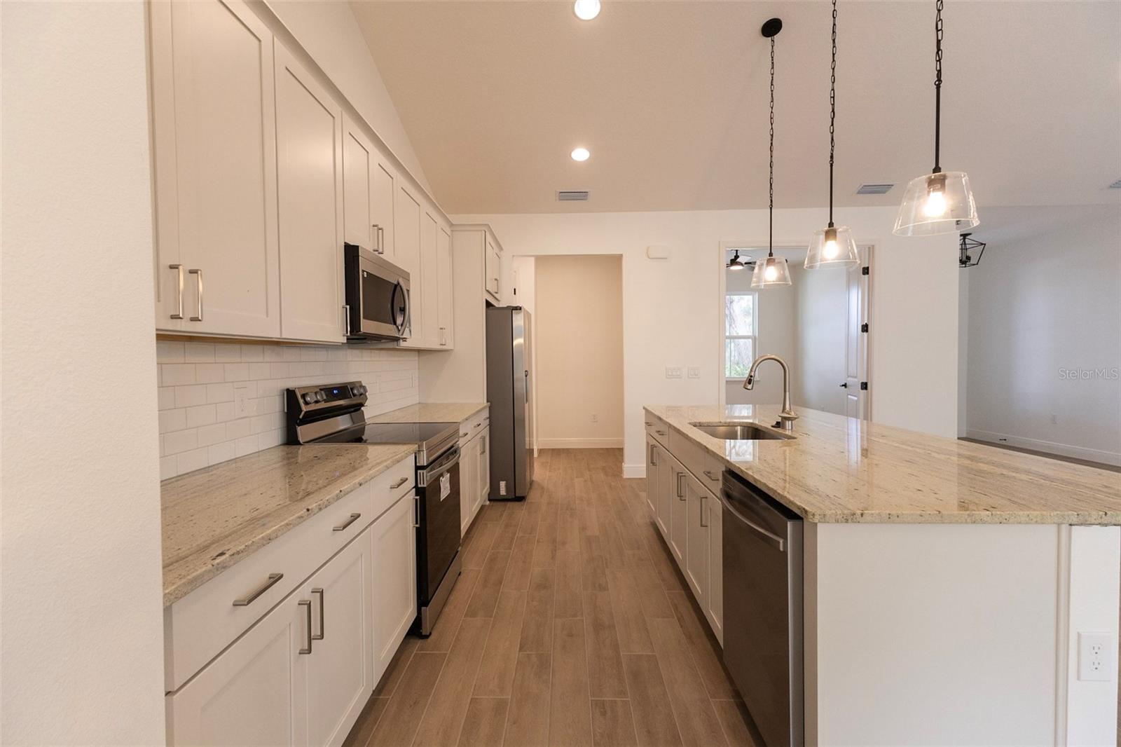 726 SLOAN'S RIDGE RD, GROVELAND, FL, 34736