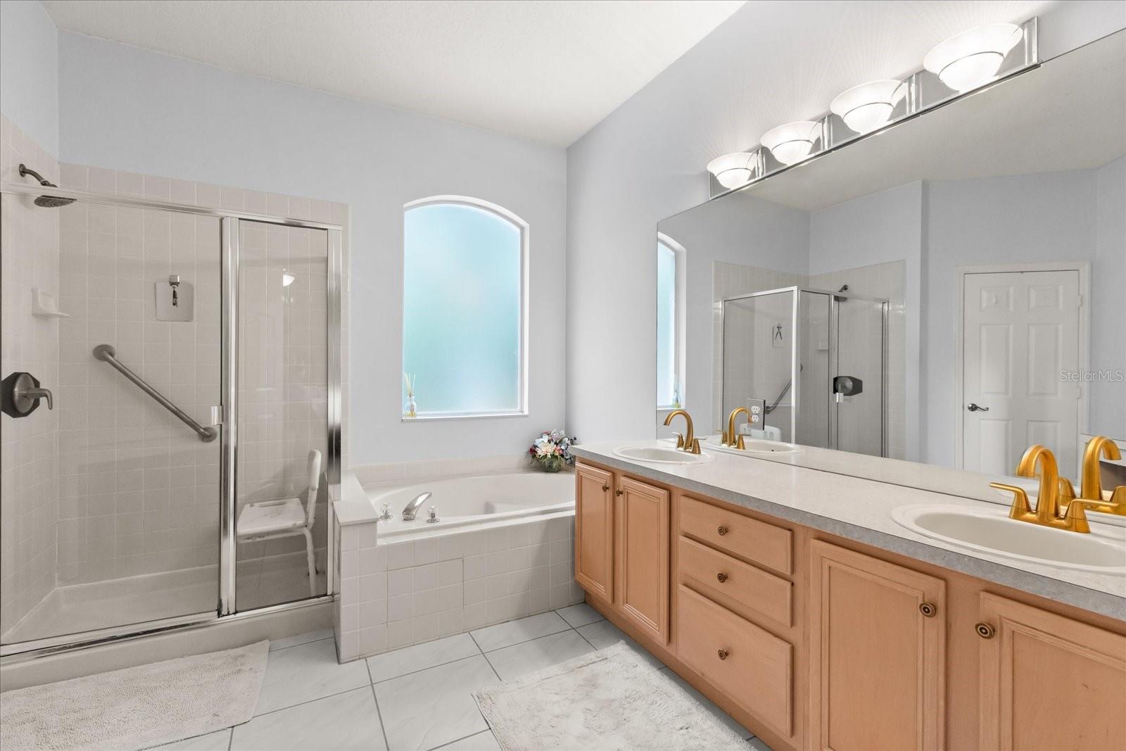 223 BLUE CREEK DR, WINTER SPRINGS, FL, 32708
