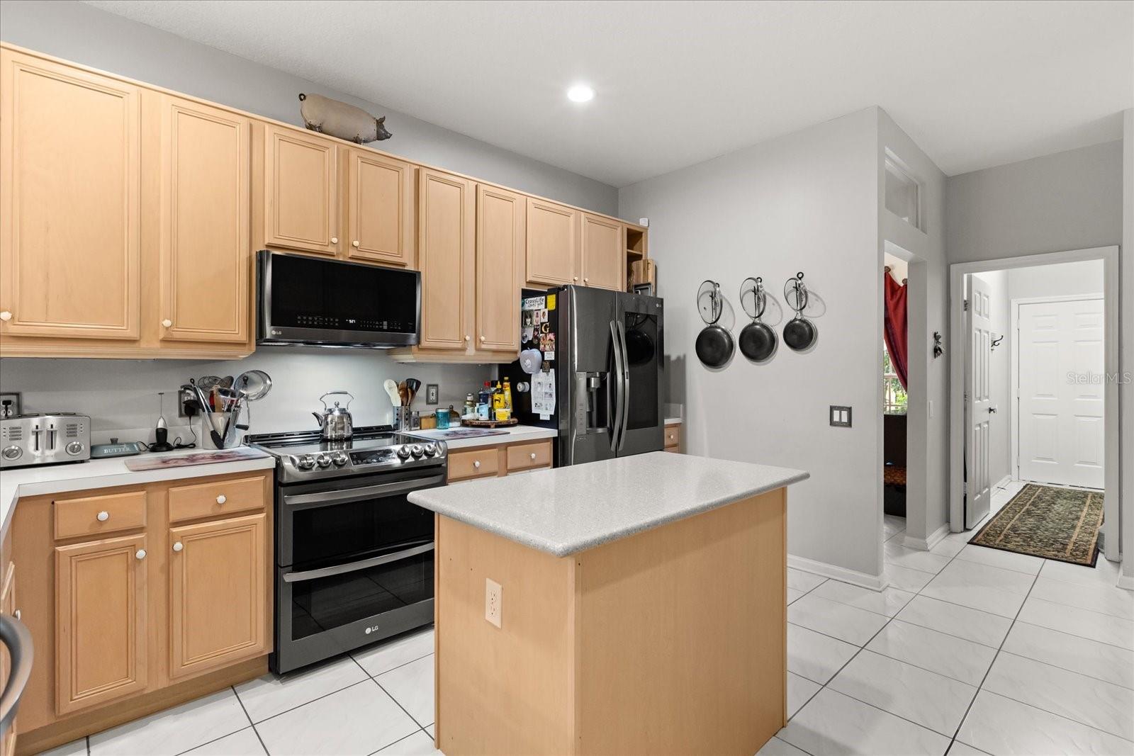 223 BLUE CREEK DR, WINTER SPRINGS, FL, 32708