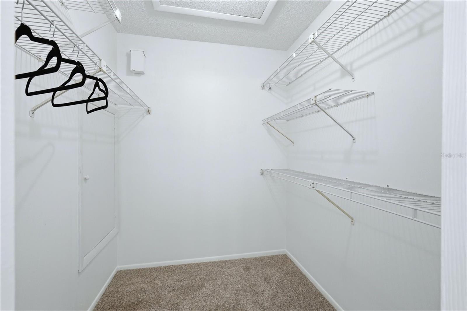 2721 60TH AVENUE DR W #B, BRADENTON, FL, 34207