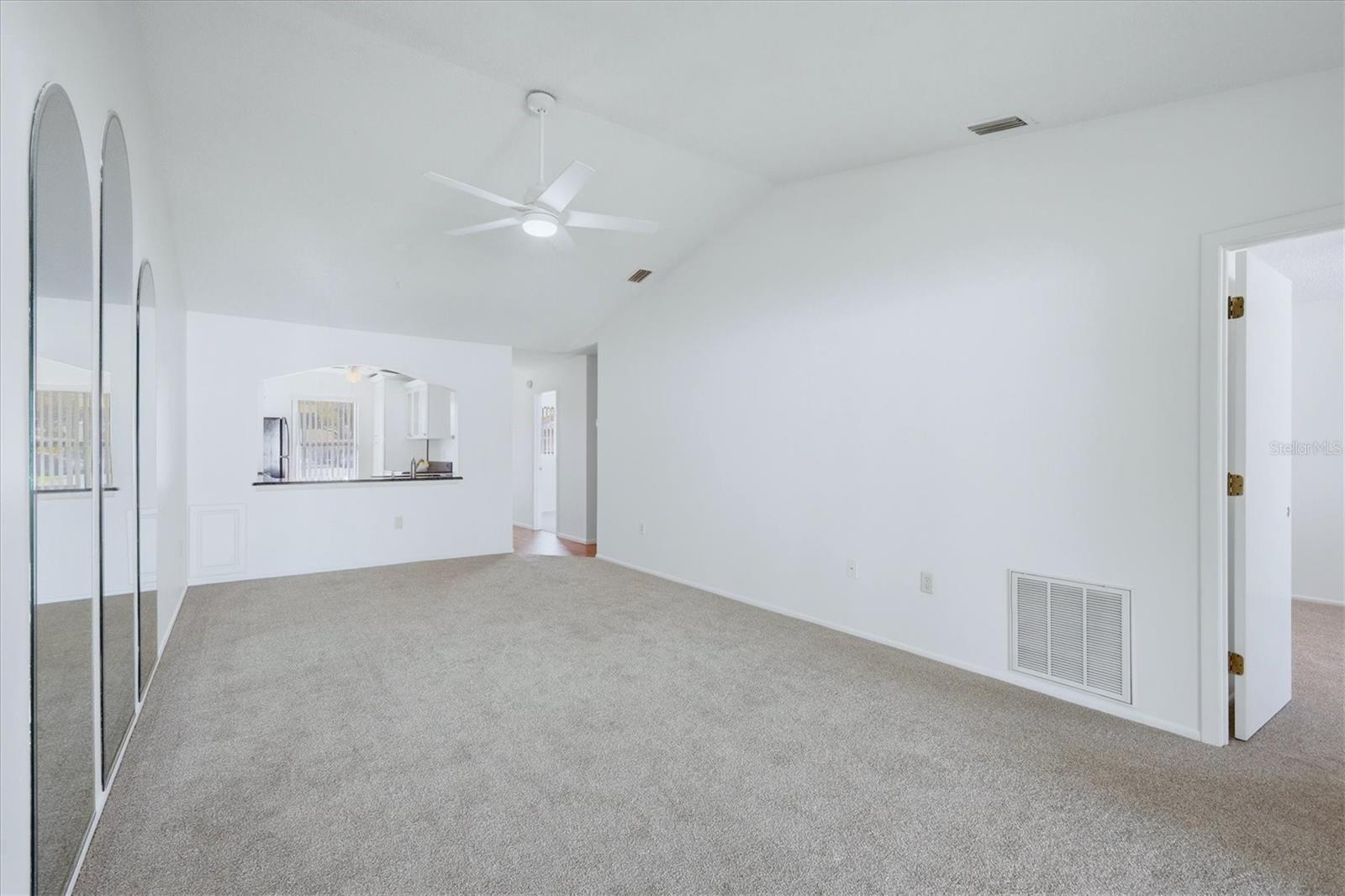 2721 60TH AVENUE DR W #B, BRADENTON, FL, 34207