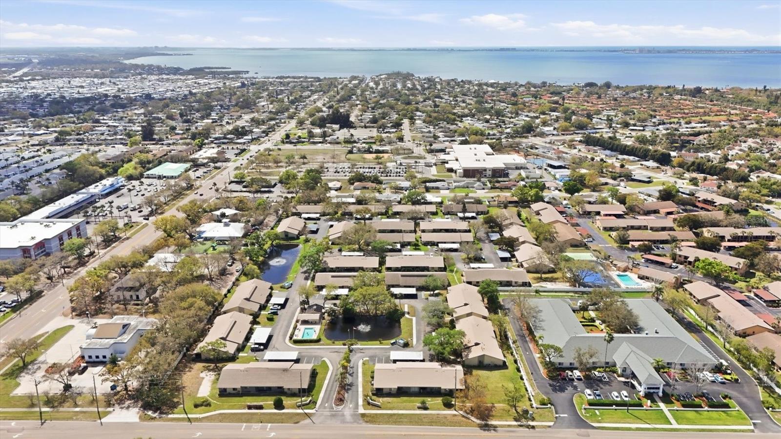 2721 60TH AVENUE DR W #B, BRADENTON, FL, 34207