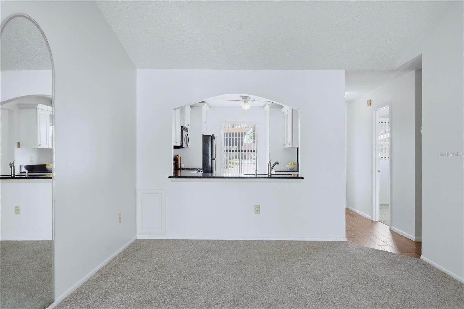 2721 60TH AVENUE DR W #B, BRADENTON, FL, 34207