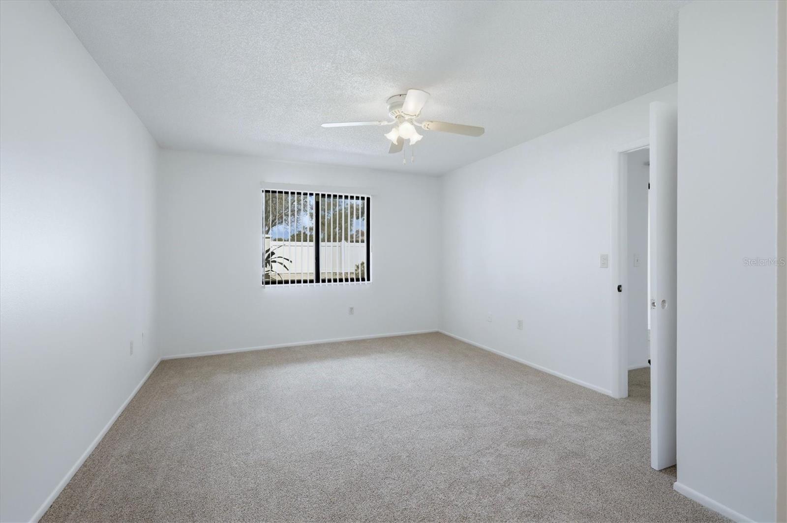 2721 60TH AVENUE DR W #B, BRADENTON, FL, 34207