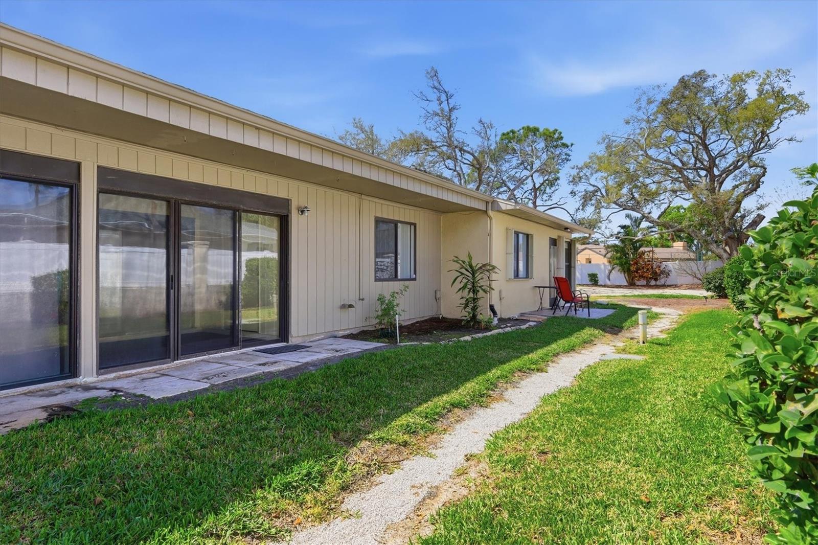 2721 60TH AVENUE DR W #B, BRADENTON, FL, 34207