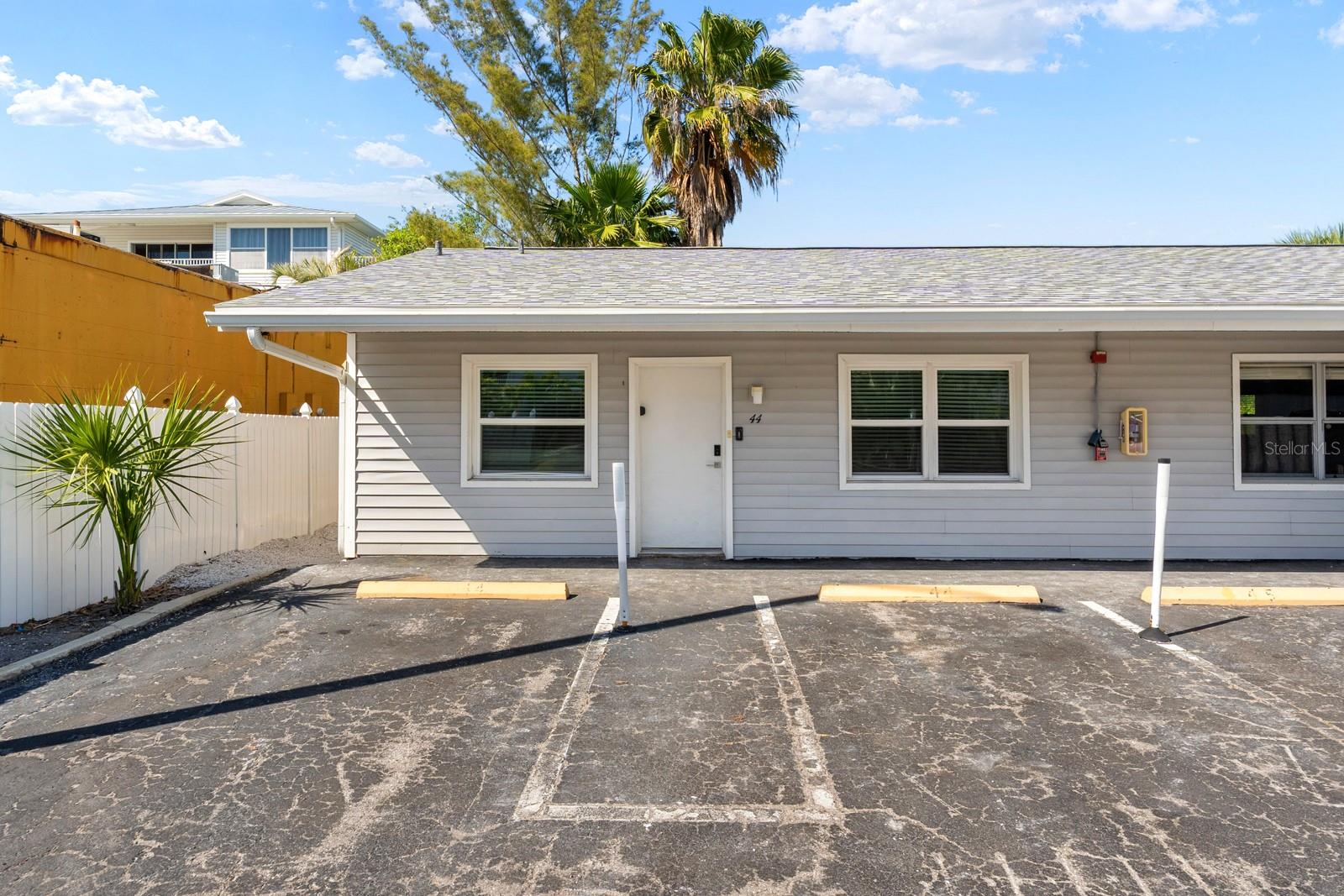 19823 GULF BLVD #44, INDIAN SHORES, FL, 33785