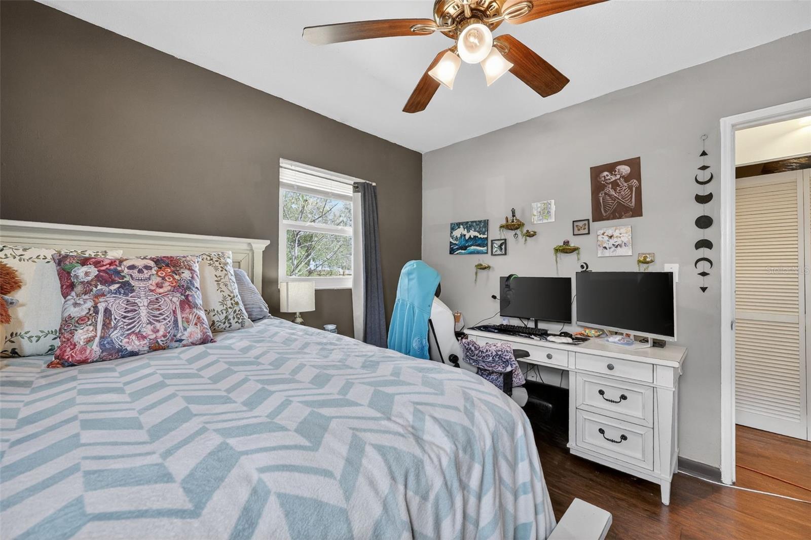 306 E HYDRANGIA ST, TAMPA, FL, 33612