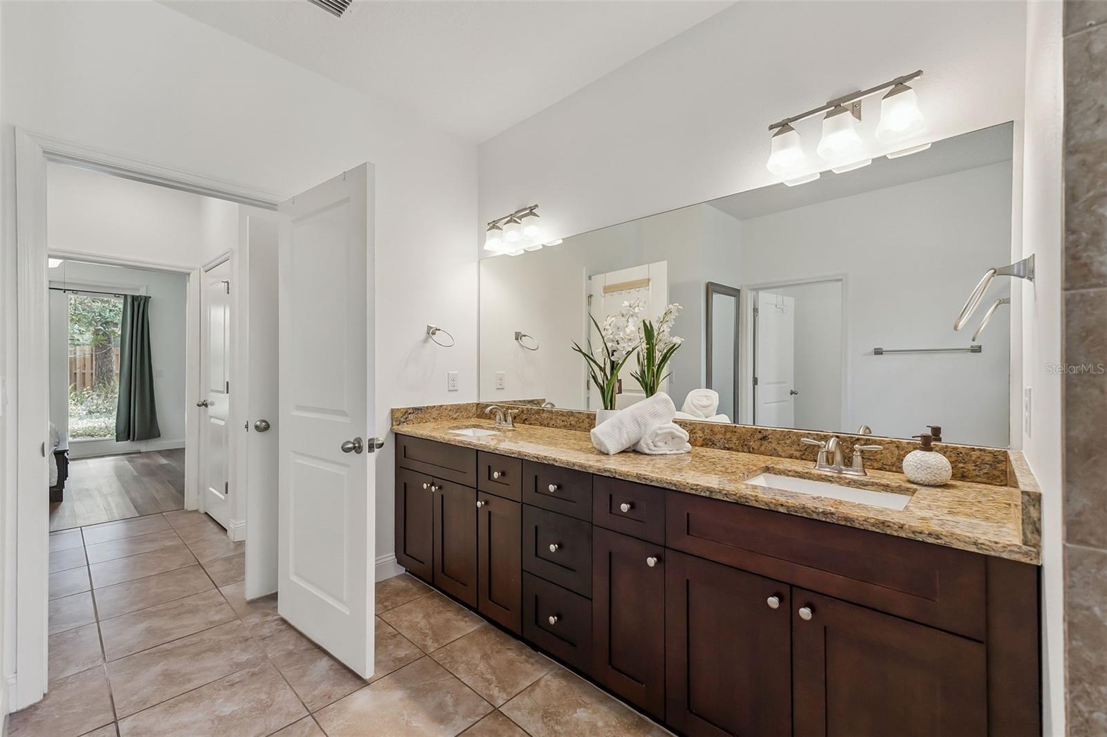 1717 NW 17TH LN, GAINESVILLE, FL, 32605