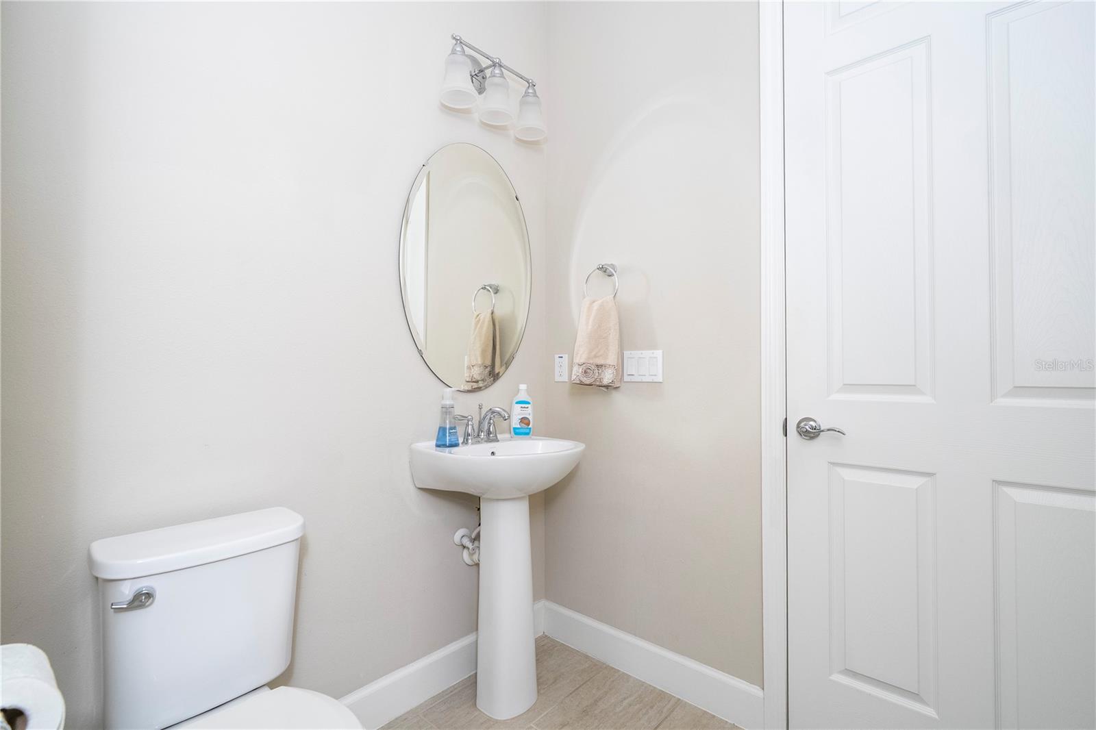 9442 ROYAL ESTATES BLVD, ORLANDO, FL, 32836