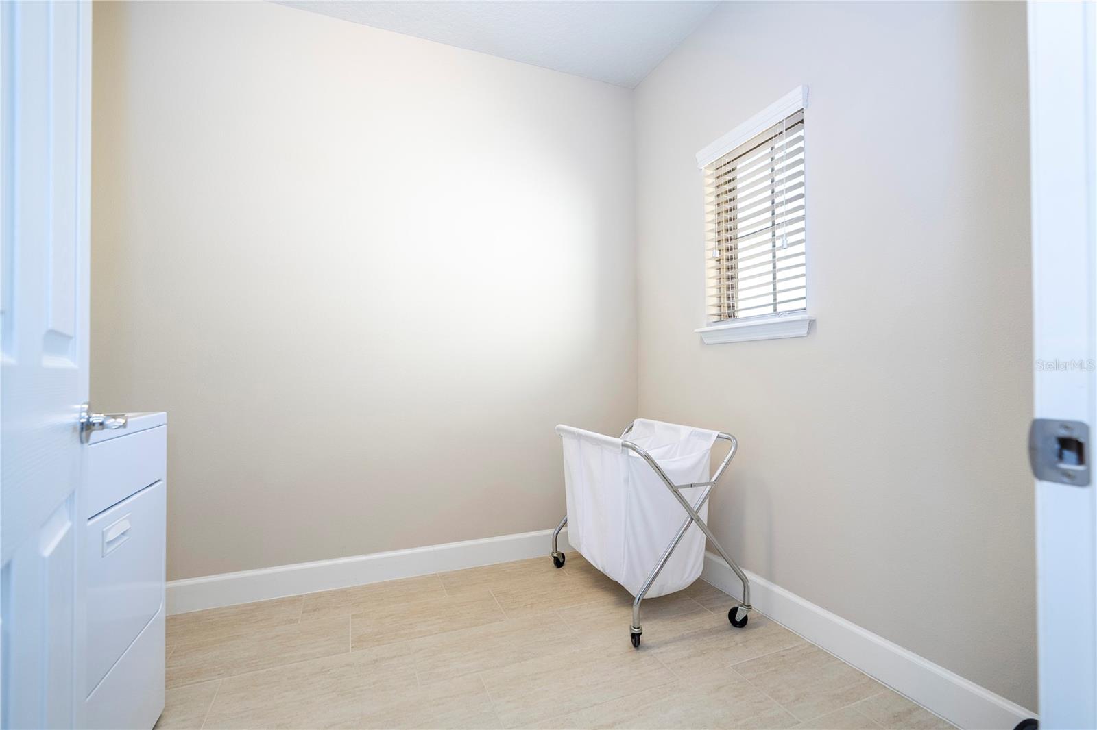 9442 ROYAL ESTATES BLVD, ORLANDO, FL, 32836