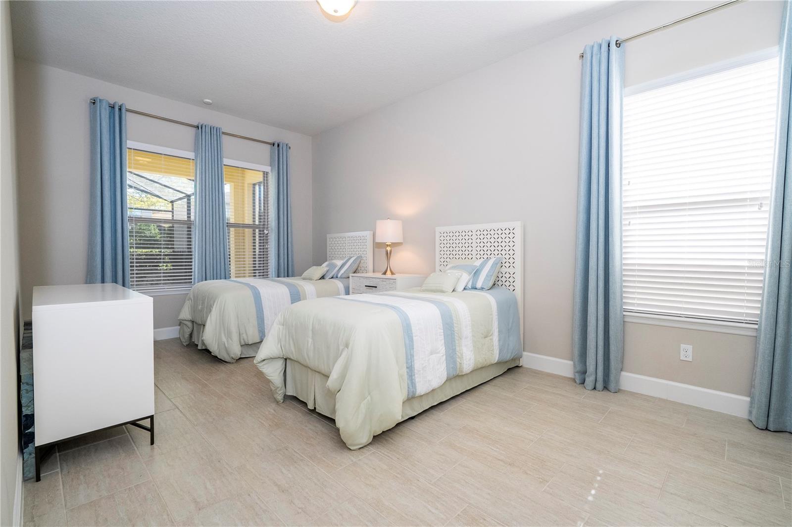 9442 ROYAL ESTATES BLVD, ORLANDO, FL, 32836