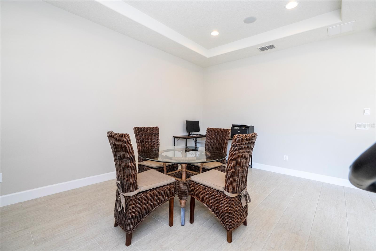 9442 ROYAL ESTATES BLVD, ORLANDO, FL, 32836