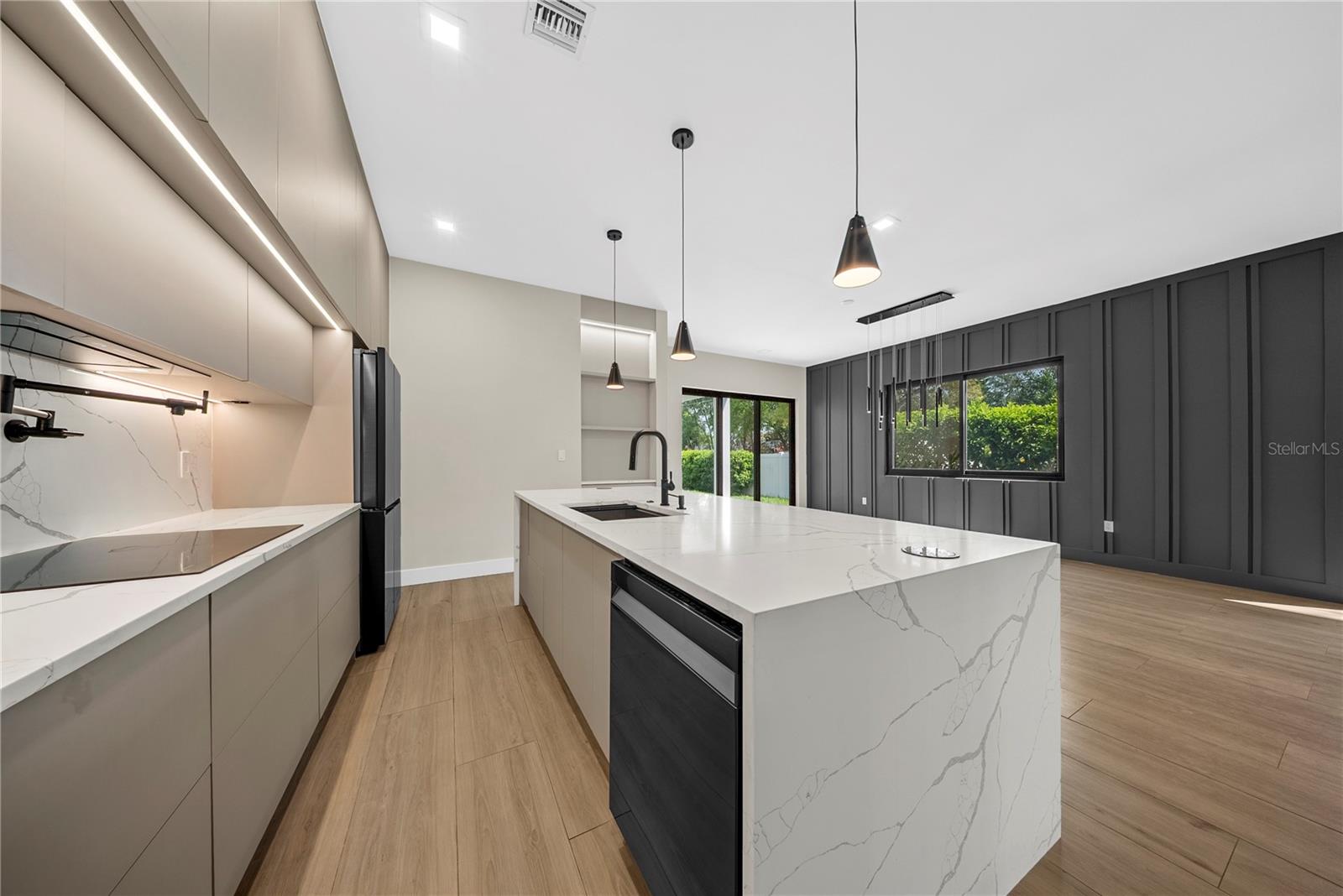 1937 E MARKS ST, ORLANDO, FL, 32803
