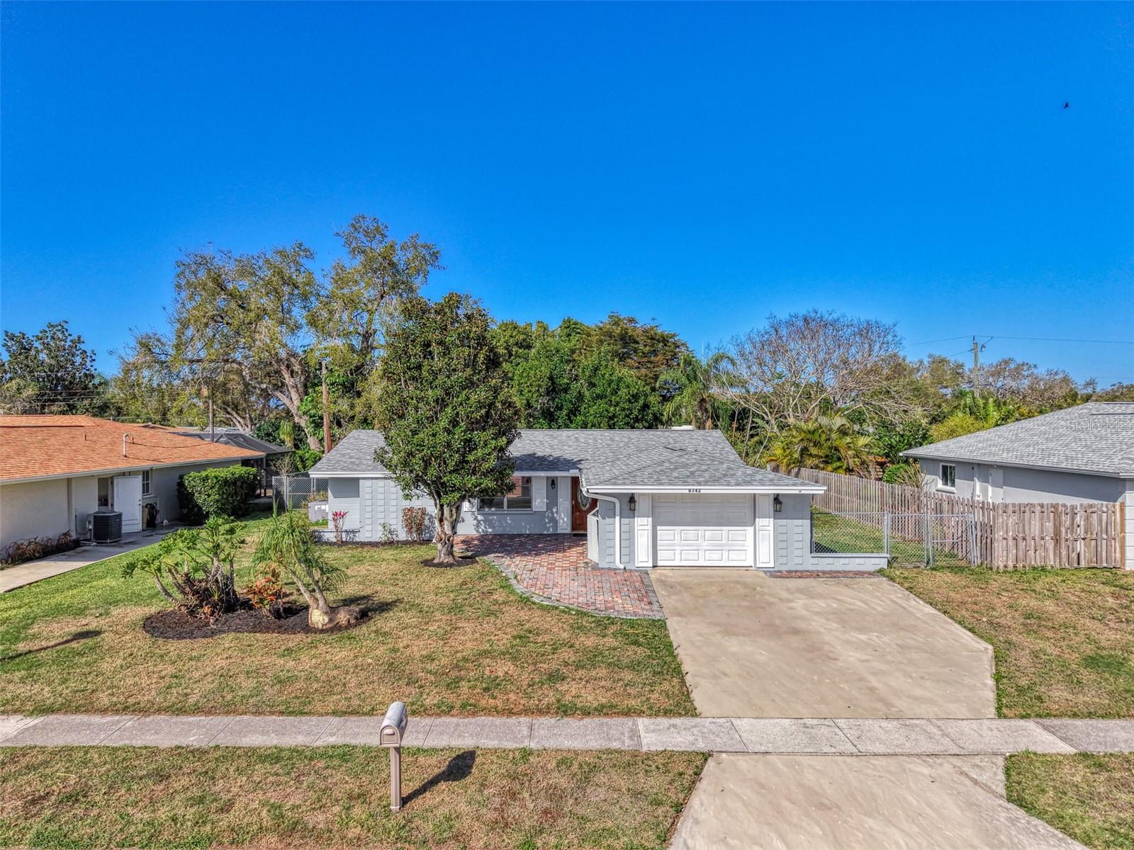 6742 BOWLINE DR, SARASOTA, FL, 34231