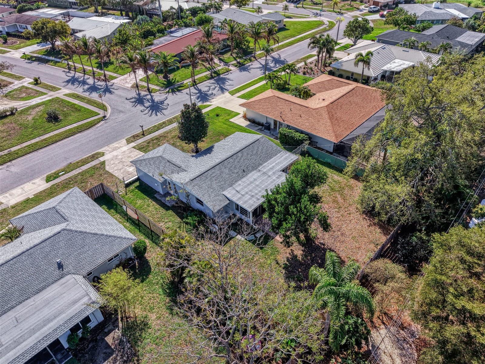 6742 BOWLINE DR, SARASOTA, FL, 34231