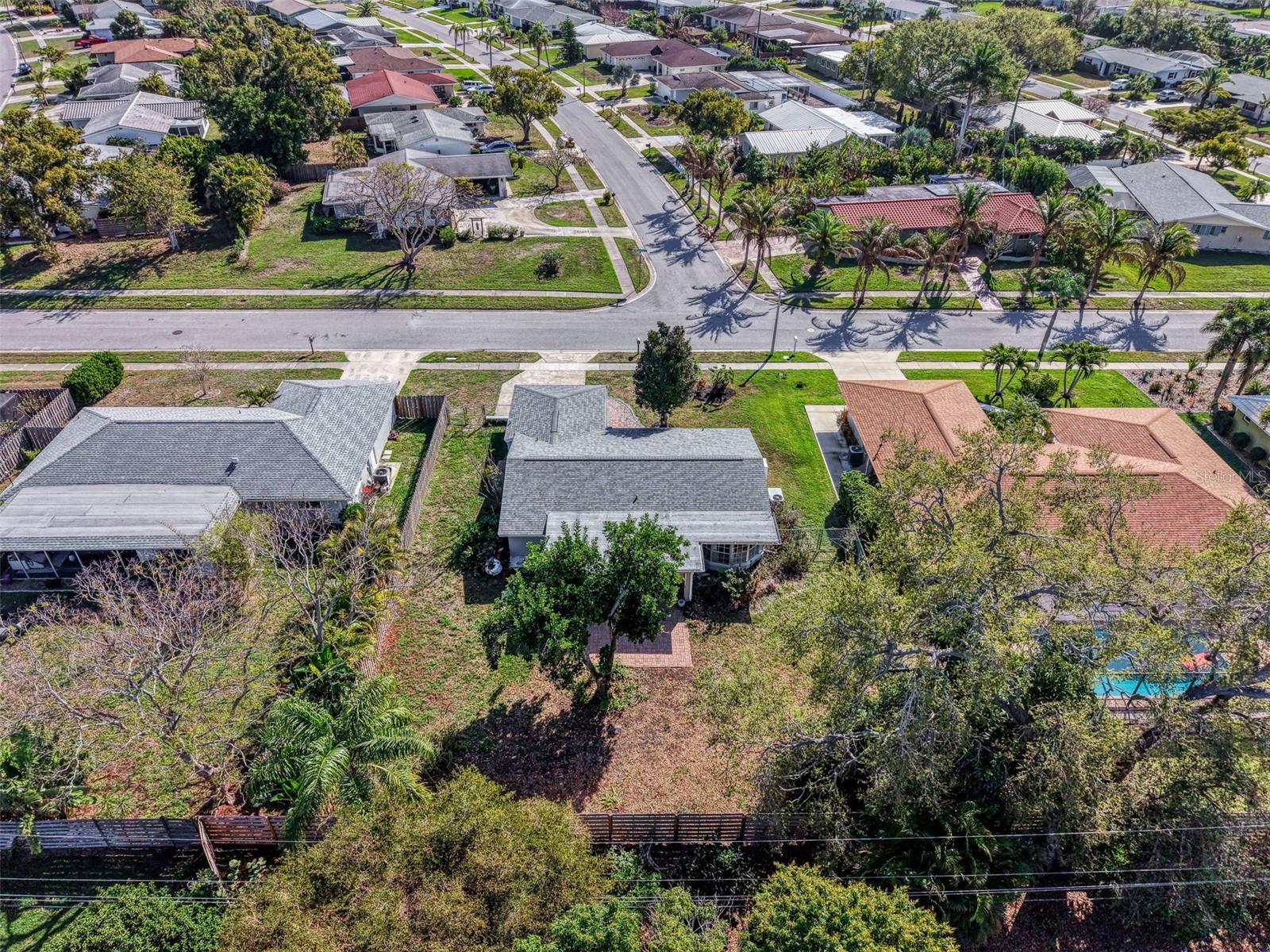 6742 BOWLINE DR, SARASOTA, FL, 34231