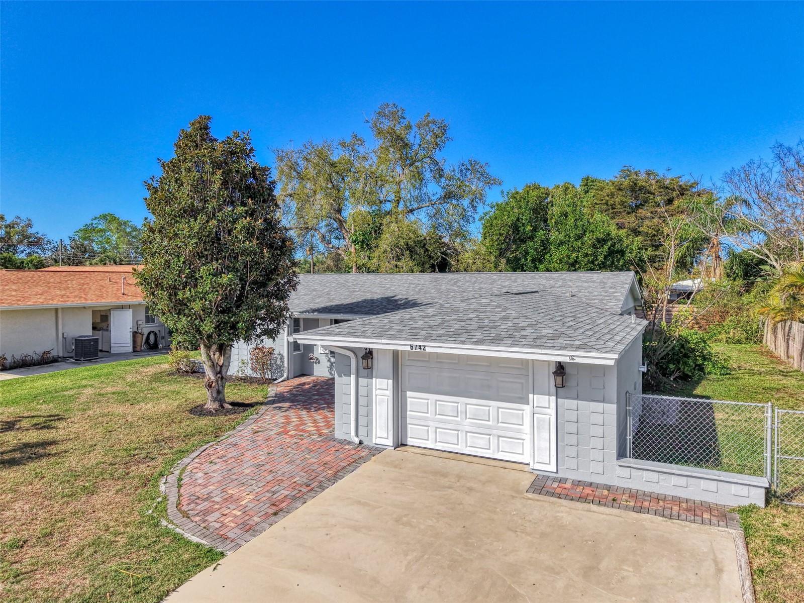 6742 BOWLINE DR, SARASOTA, FL, 34231