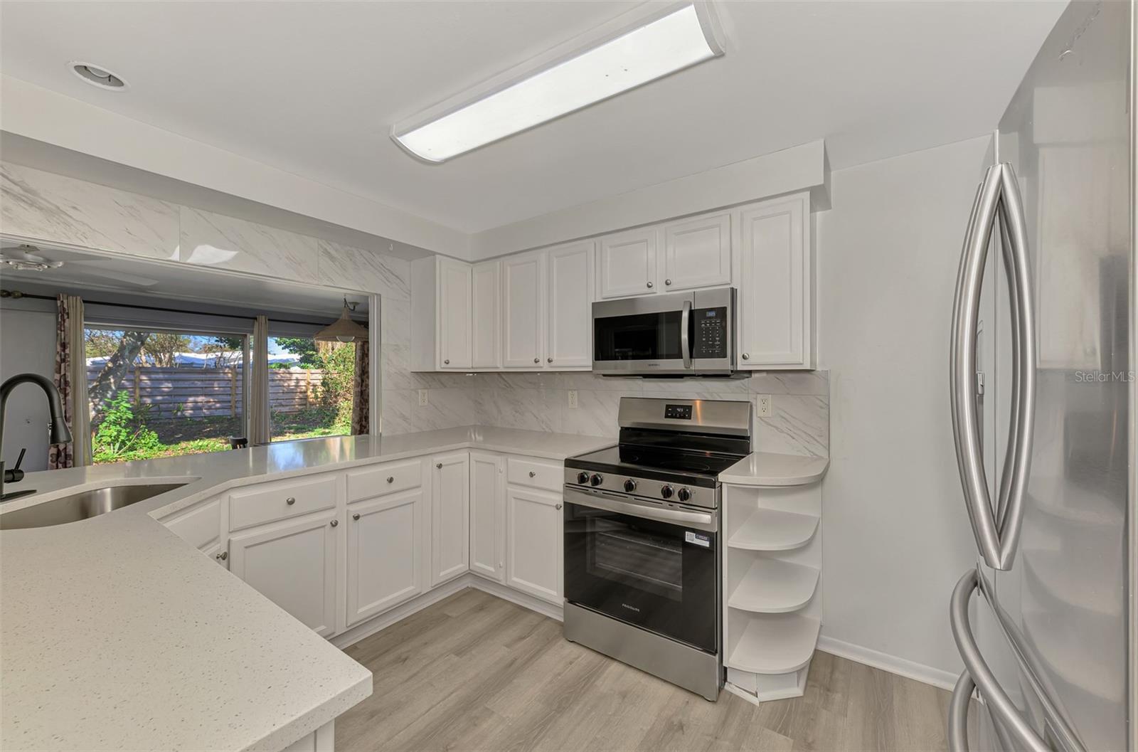 6742 BOWLINE DR, SARASOTA, FL, 34231