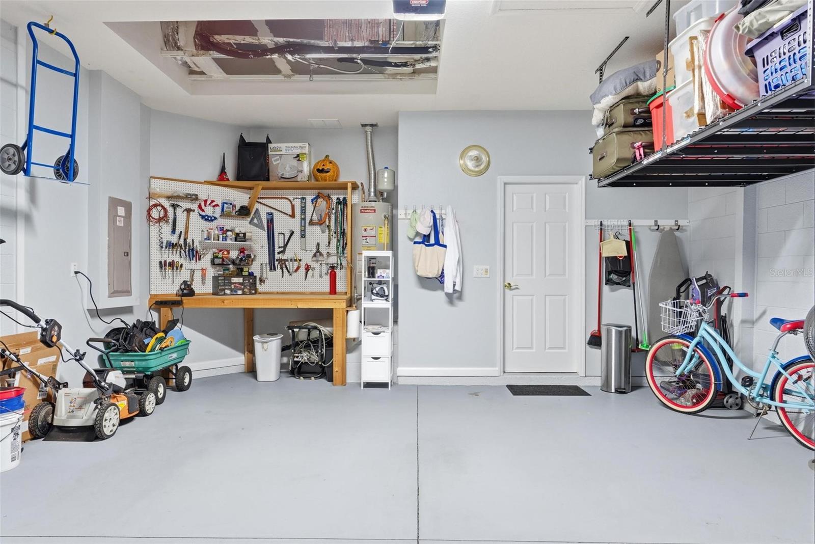 207 COLETON LN, DELAND, FL, 32724