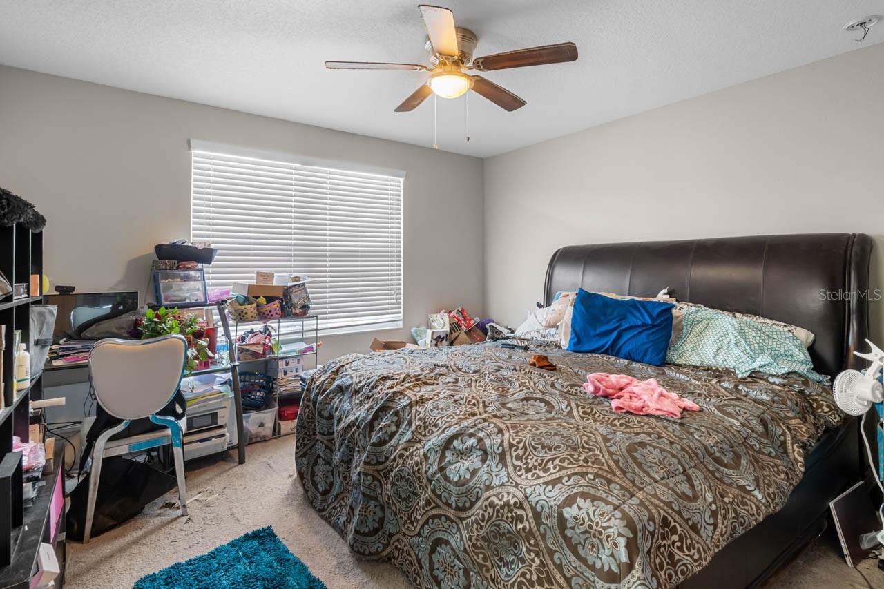 7060 TOWNE LAKE RD, RIVERVIEW, FL, 33578