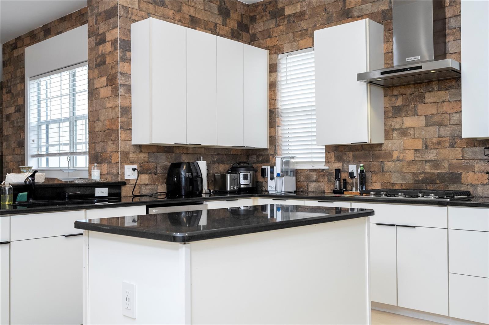 11339 CAMDEN PARK DR, WINDERMERE, FL, 34786