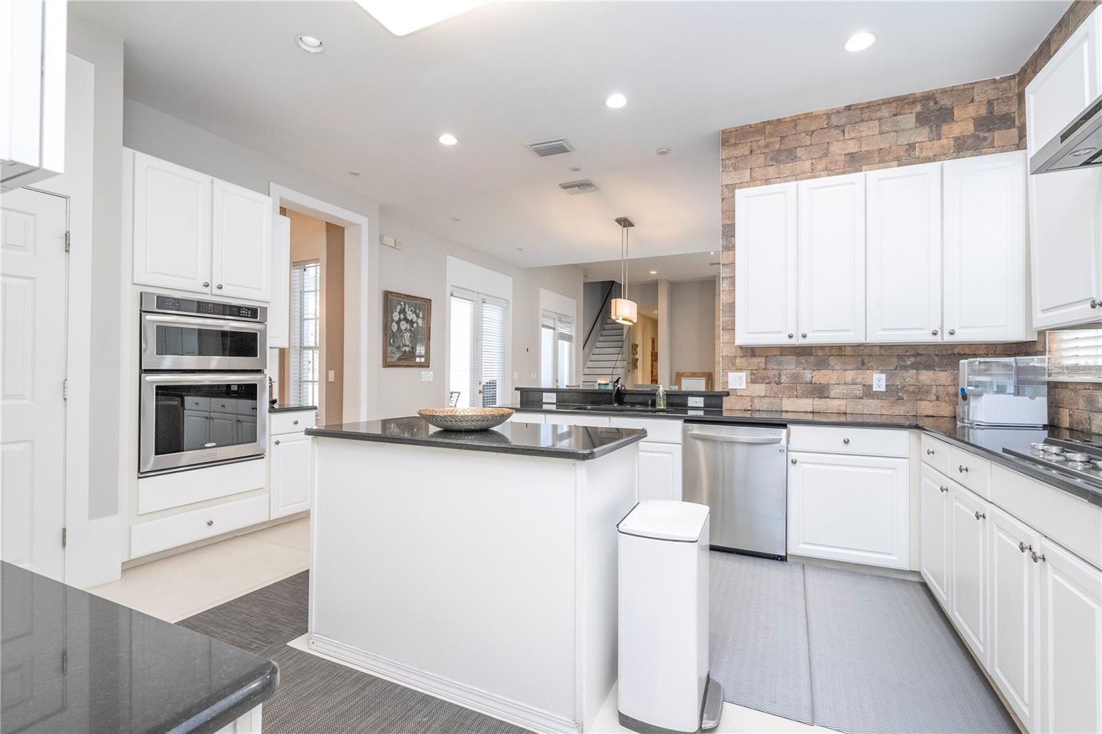 11339 CAMDEN PARK DR, WINDERMERE, FL, 34786