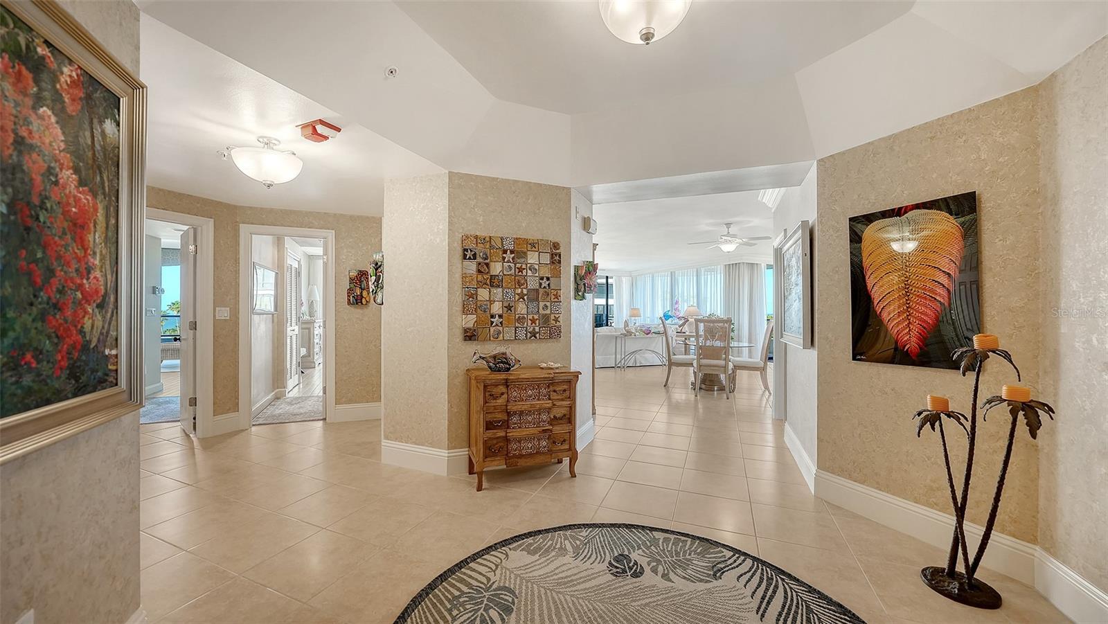 535 SANCTUARY DR #A401, LONGBOAT KEY, FL, 34228