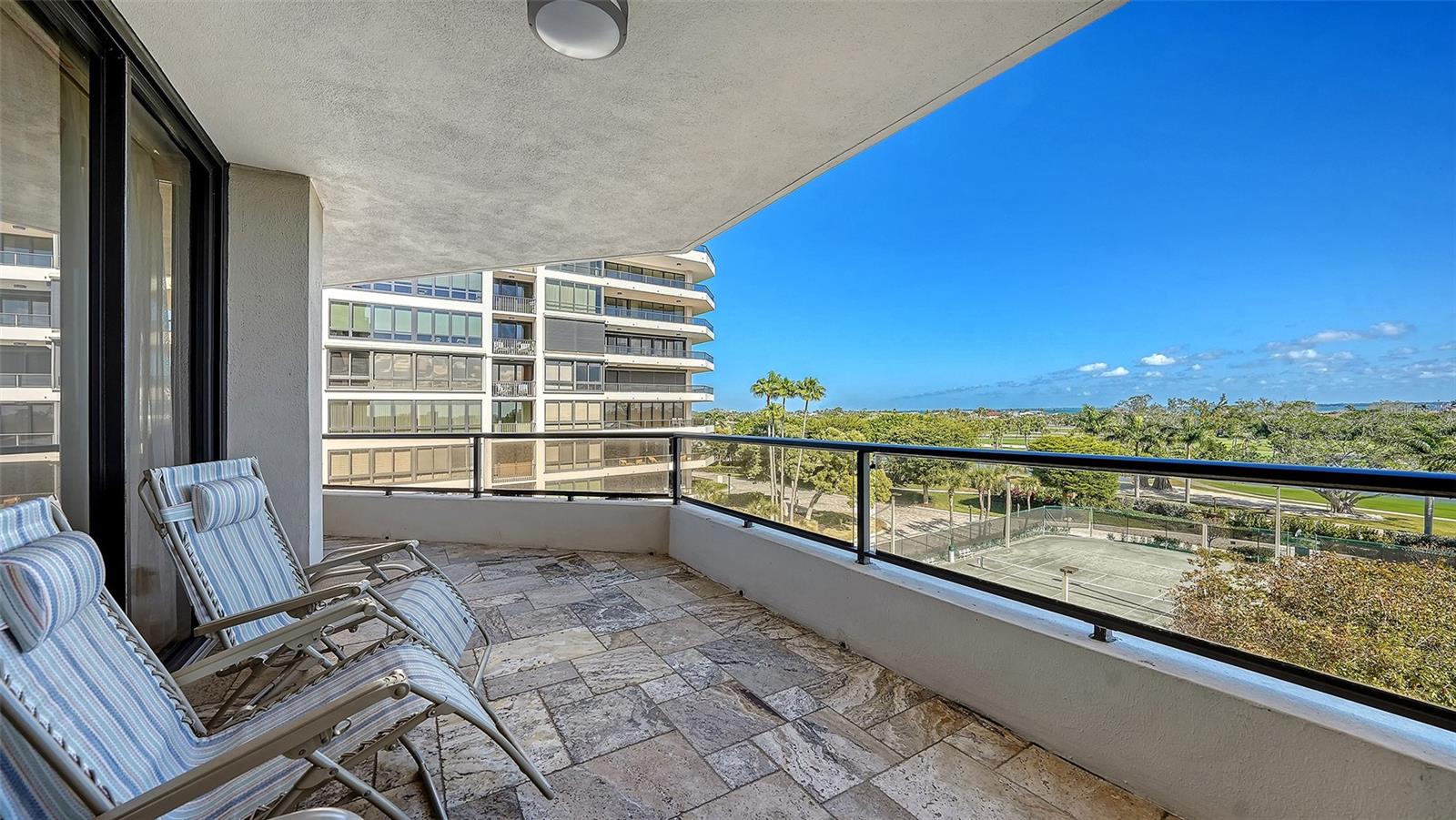 535 SANCTUARY DR #A401, LONGBOAT KEY, FL, 34228