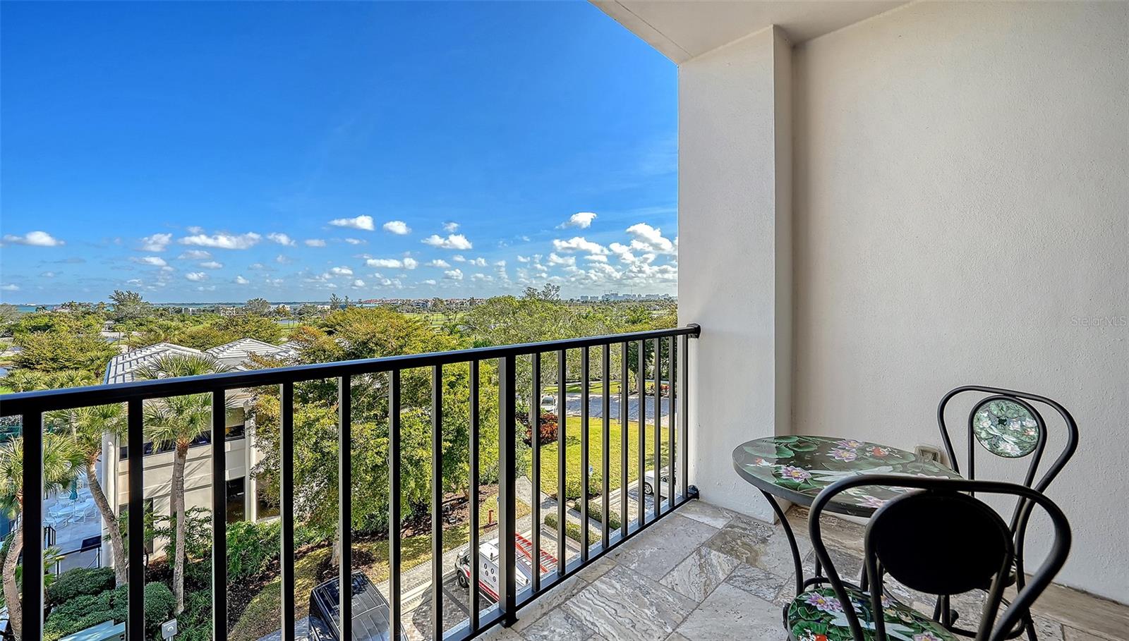 535 SANCTUARY DR #A401, LONGBOAT KEY, FL, 34228
