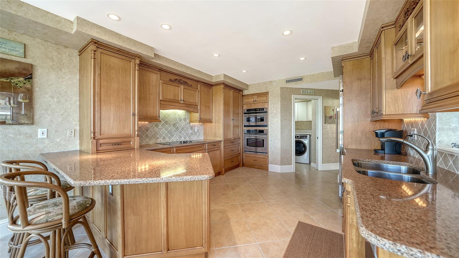 535 SANCTUARY DR #A401, LONGBOAT KEY, FL, 34228