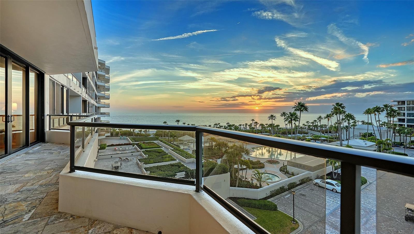 535 SANCTUARY DR #A401, LONGBOAT KEY, FL, 34228